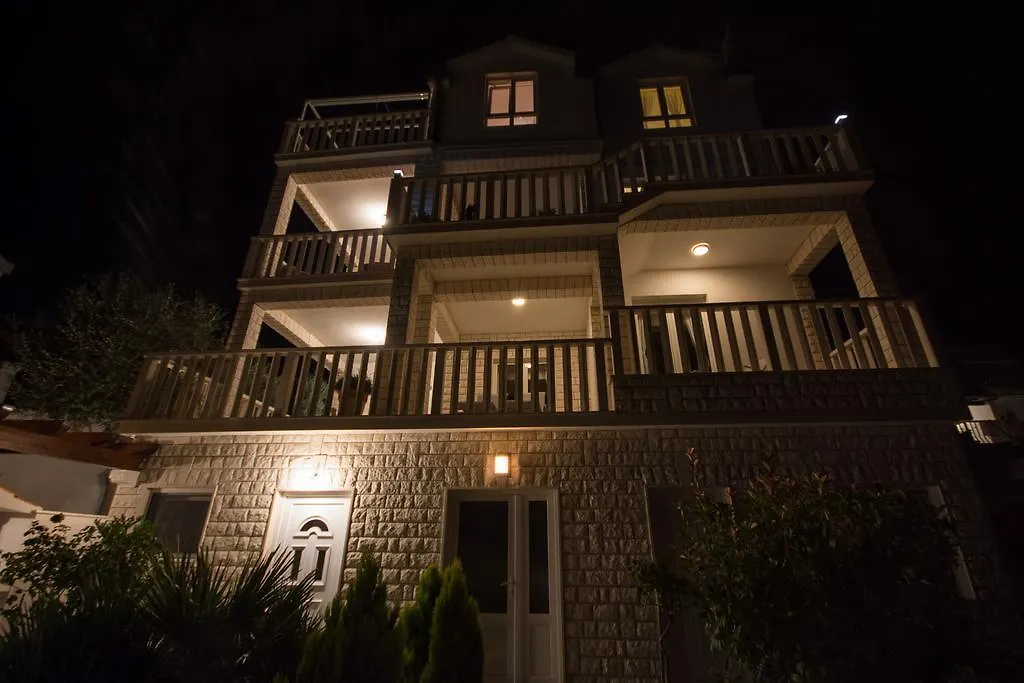 Apartments Wisibada Trogir