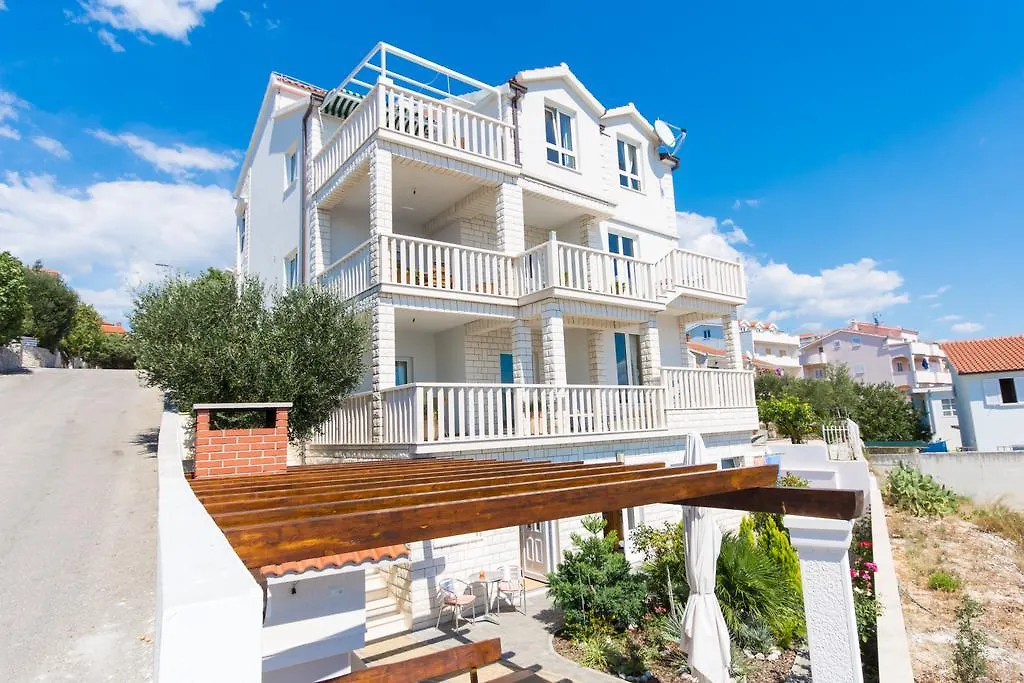 Apartments Wisibada Trogir Chorwacja