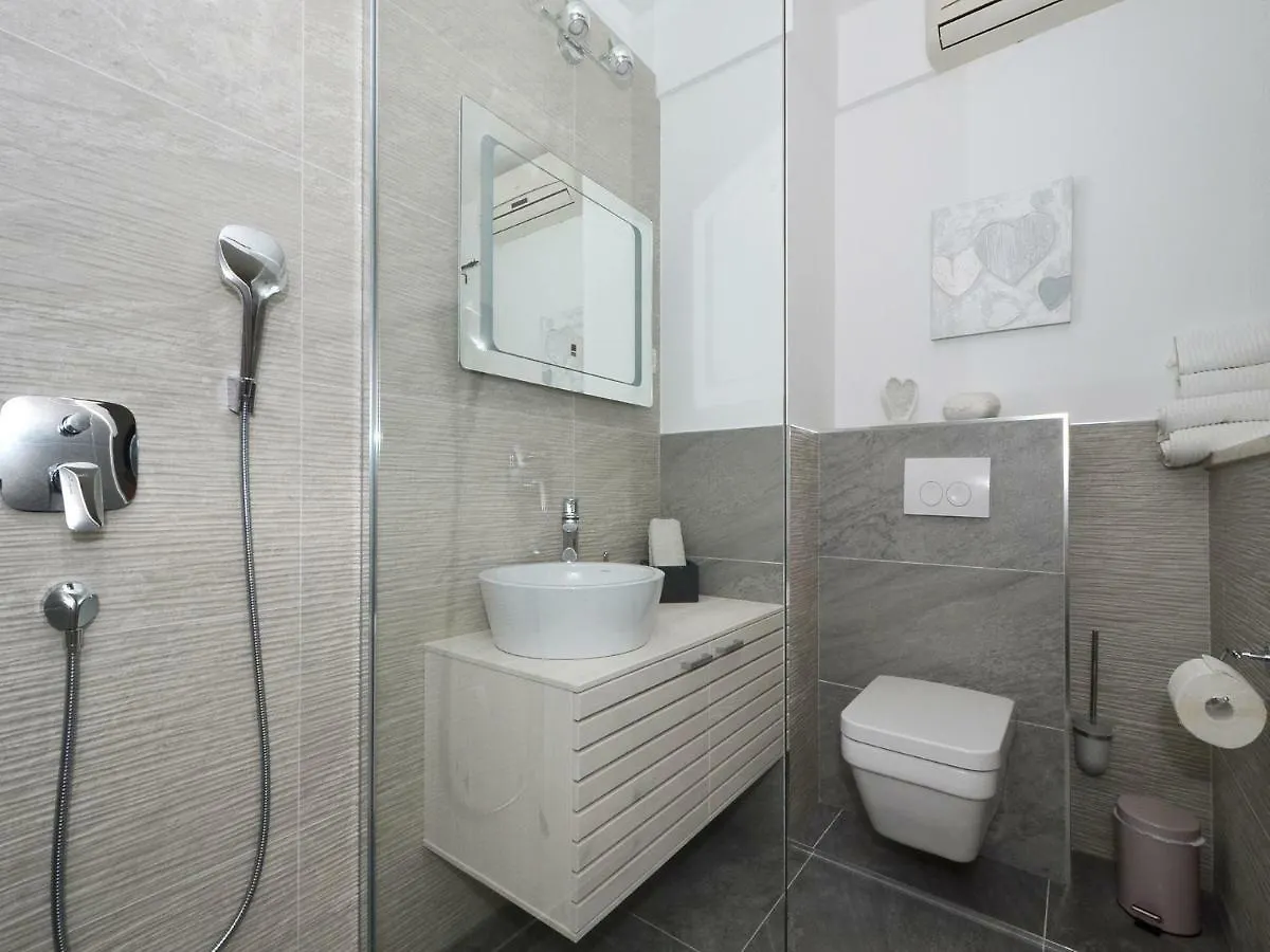 Apartments Wisibada Trogir