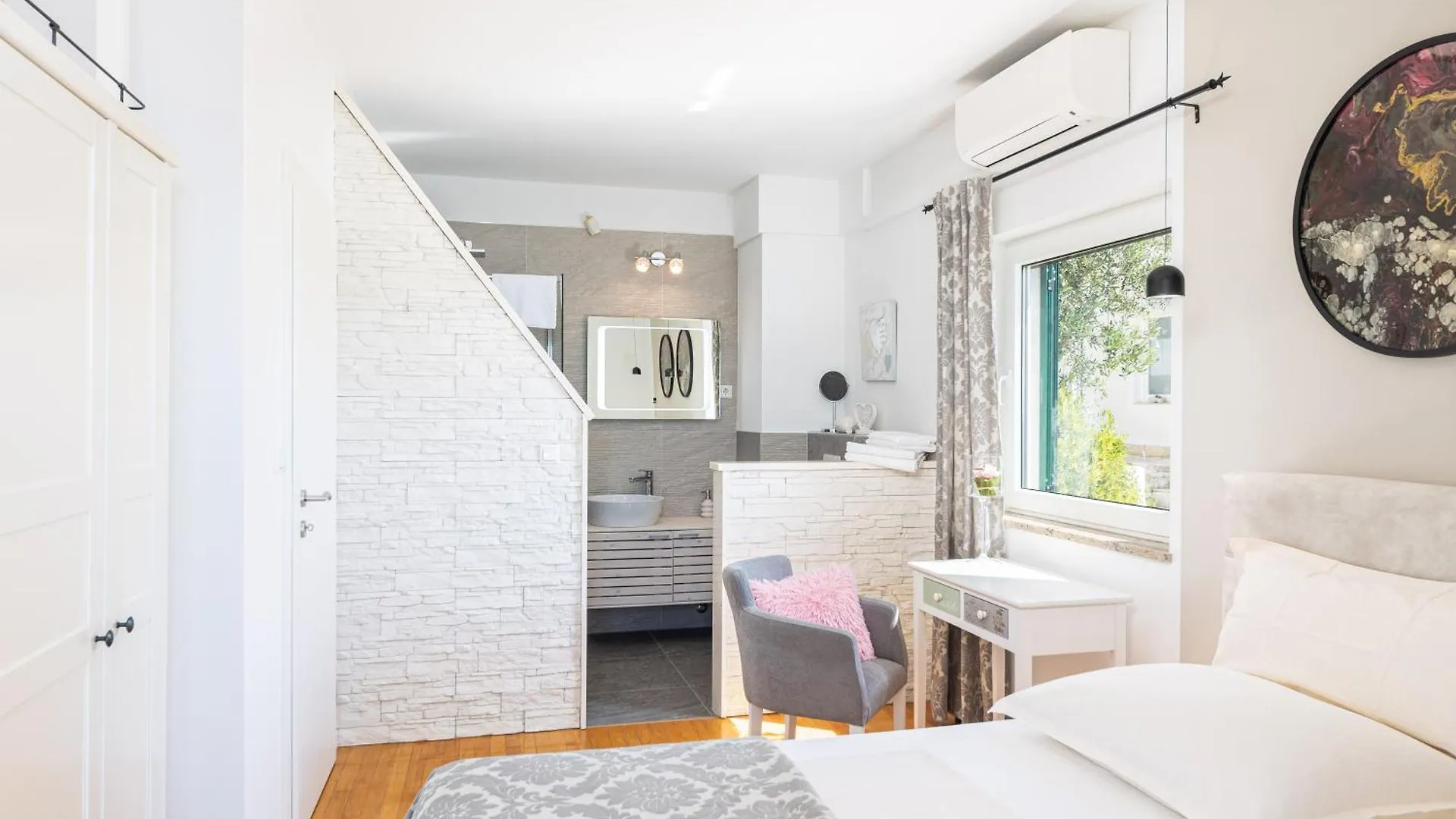 Apartments Wisibada Trogir